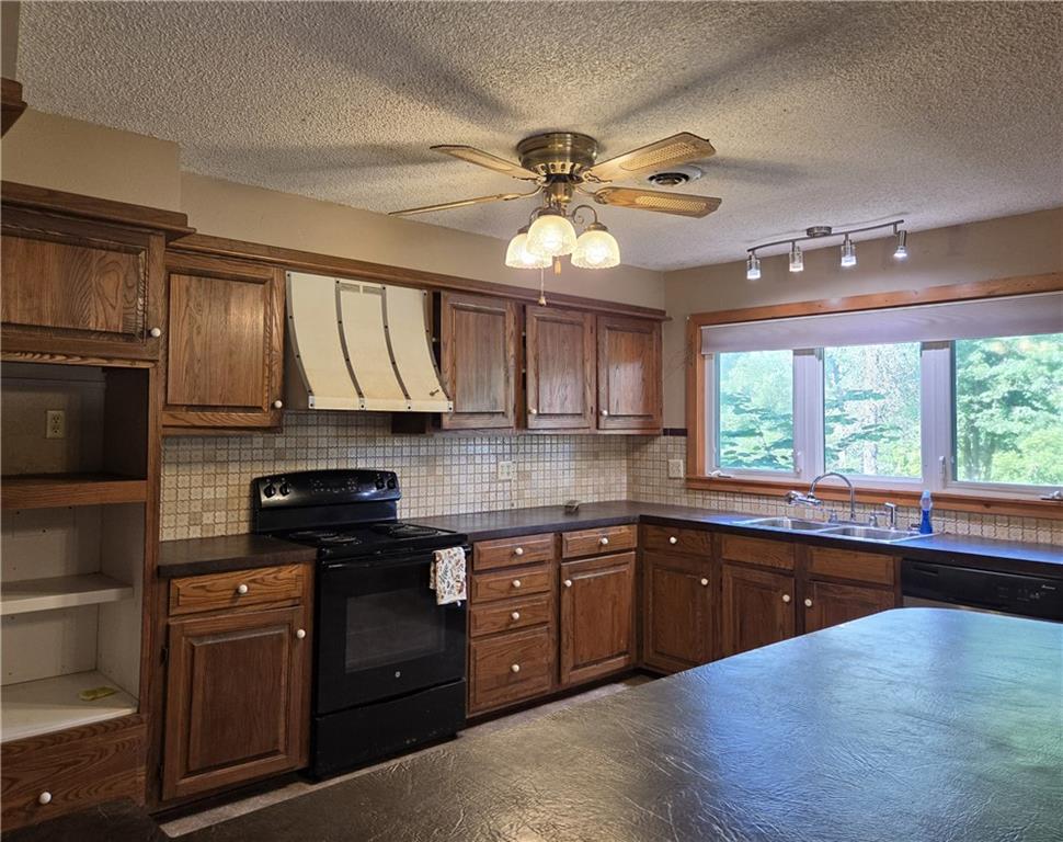 19759 30th Road Parsons, KS 67357 - Photo 10 of 45