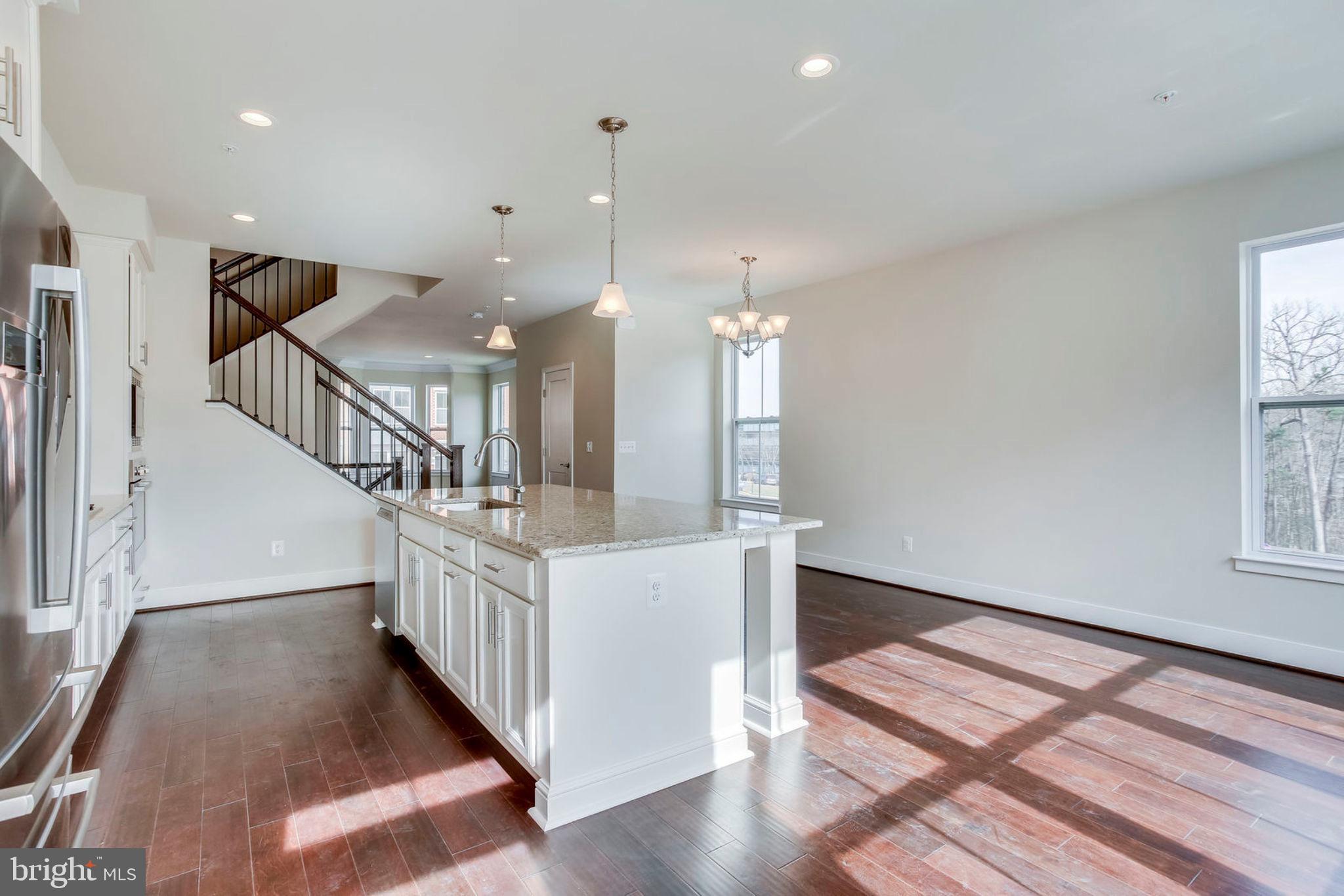 11687 Sunrise Square Place, Unit 12 Reston, VA 20191 - Photo 26 of 27 Gallery Image 26