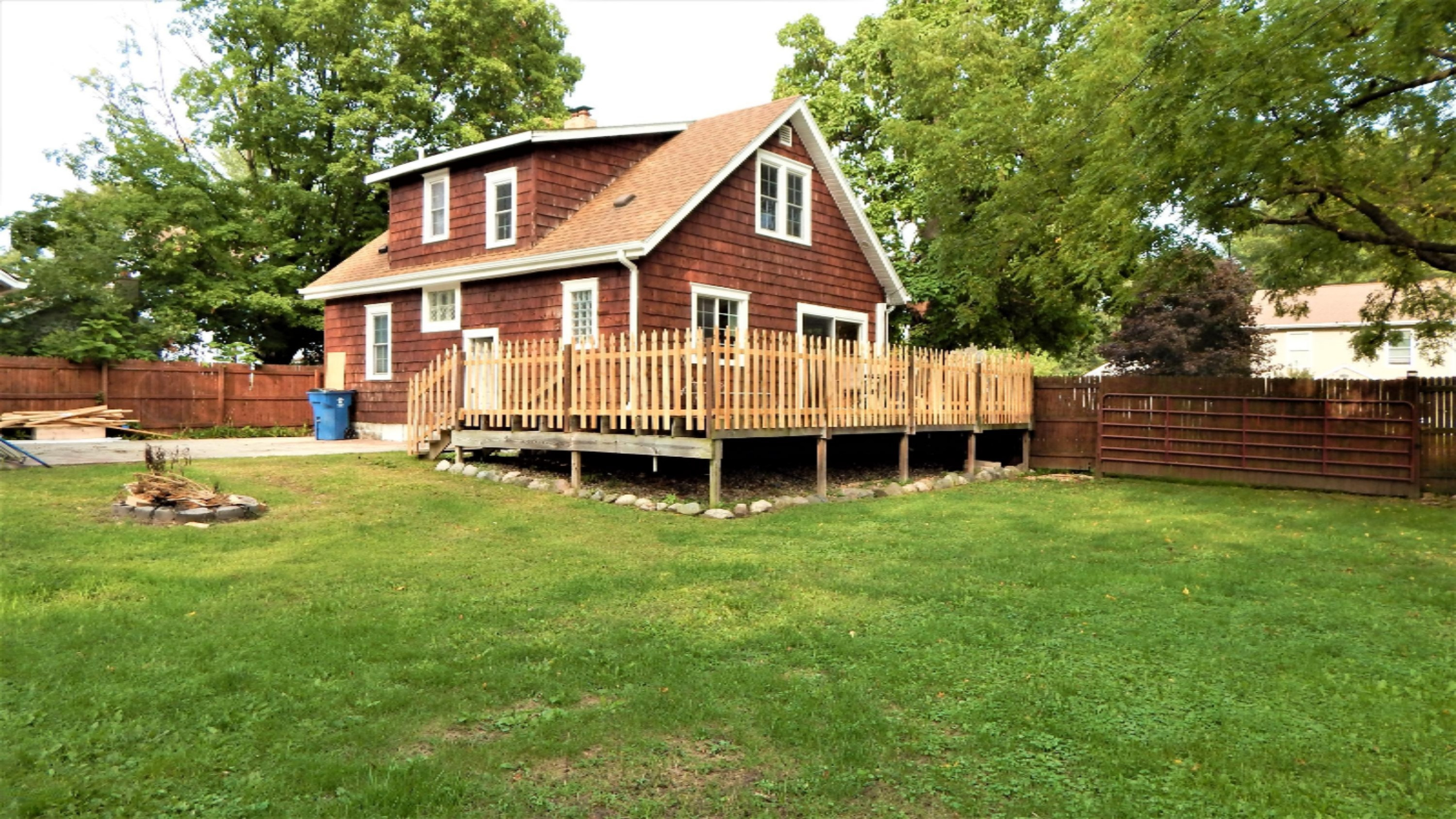 122 Jericho Road Battle Creek, MI 49014 - Photo 3 of 43 DSCN7914