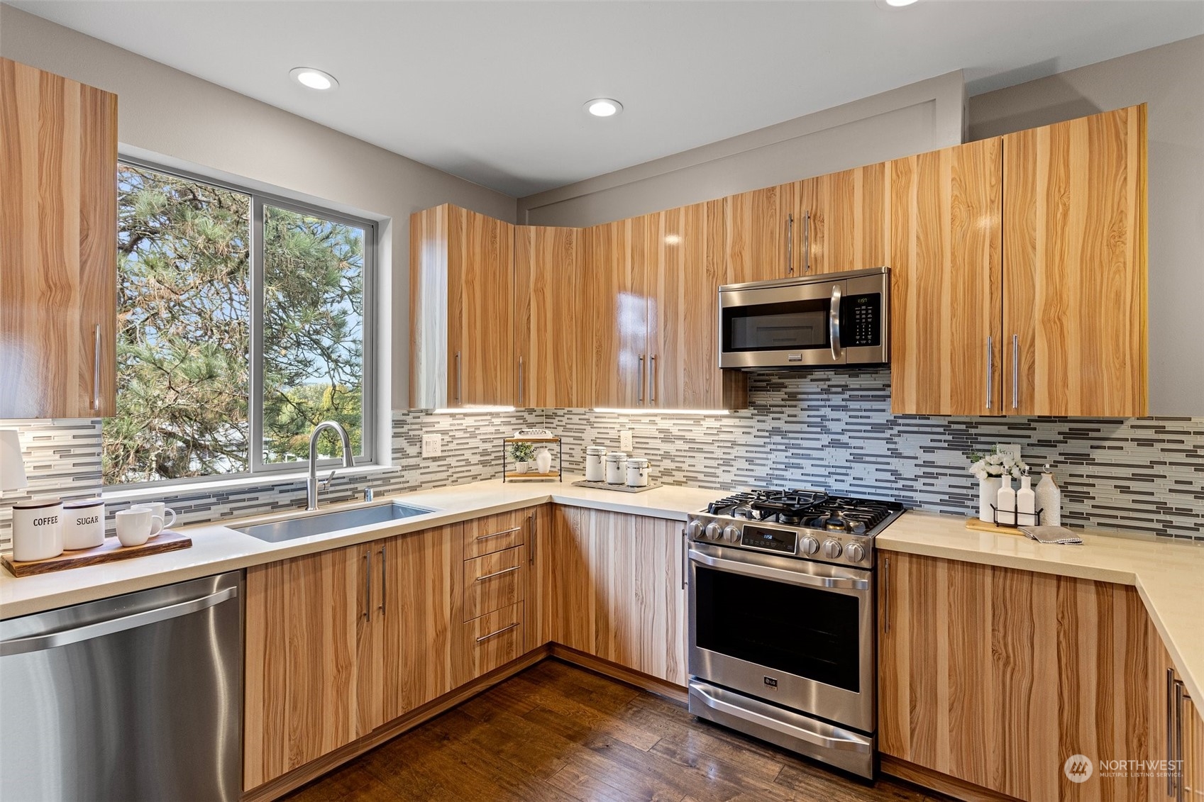 300 South 47th Street, Unit A Renton, WA 98055 - Photo 6 of 21 Gallery Image 6