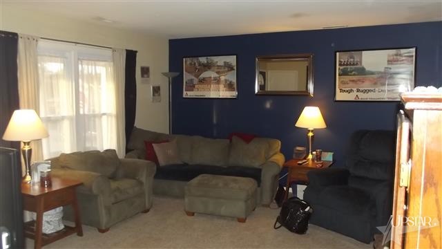 1009 Colonial Court Decatur, IN 46733 - Photo 9 of 15