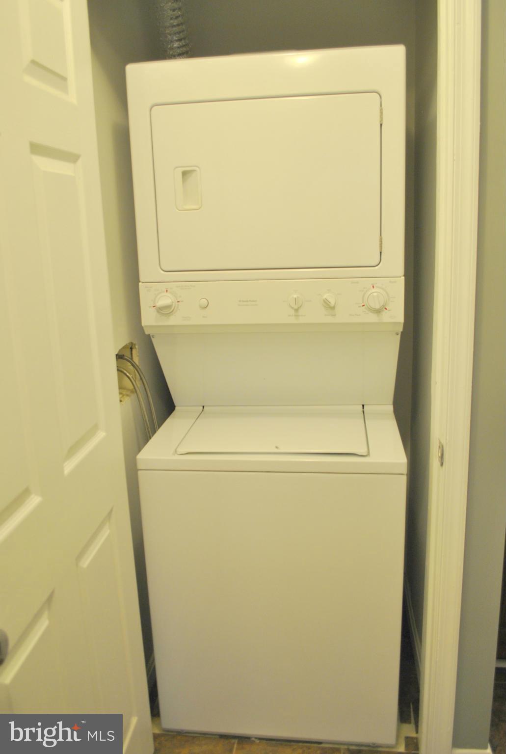21012 Timber Ridge Terrace, Unit 202 Ashburn, VA 20147 - Photo 16 of 18 Interior (General)