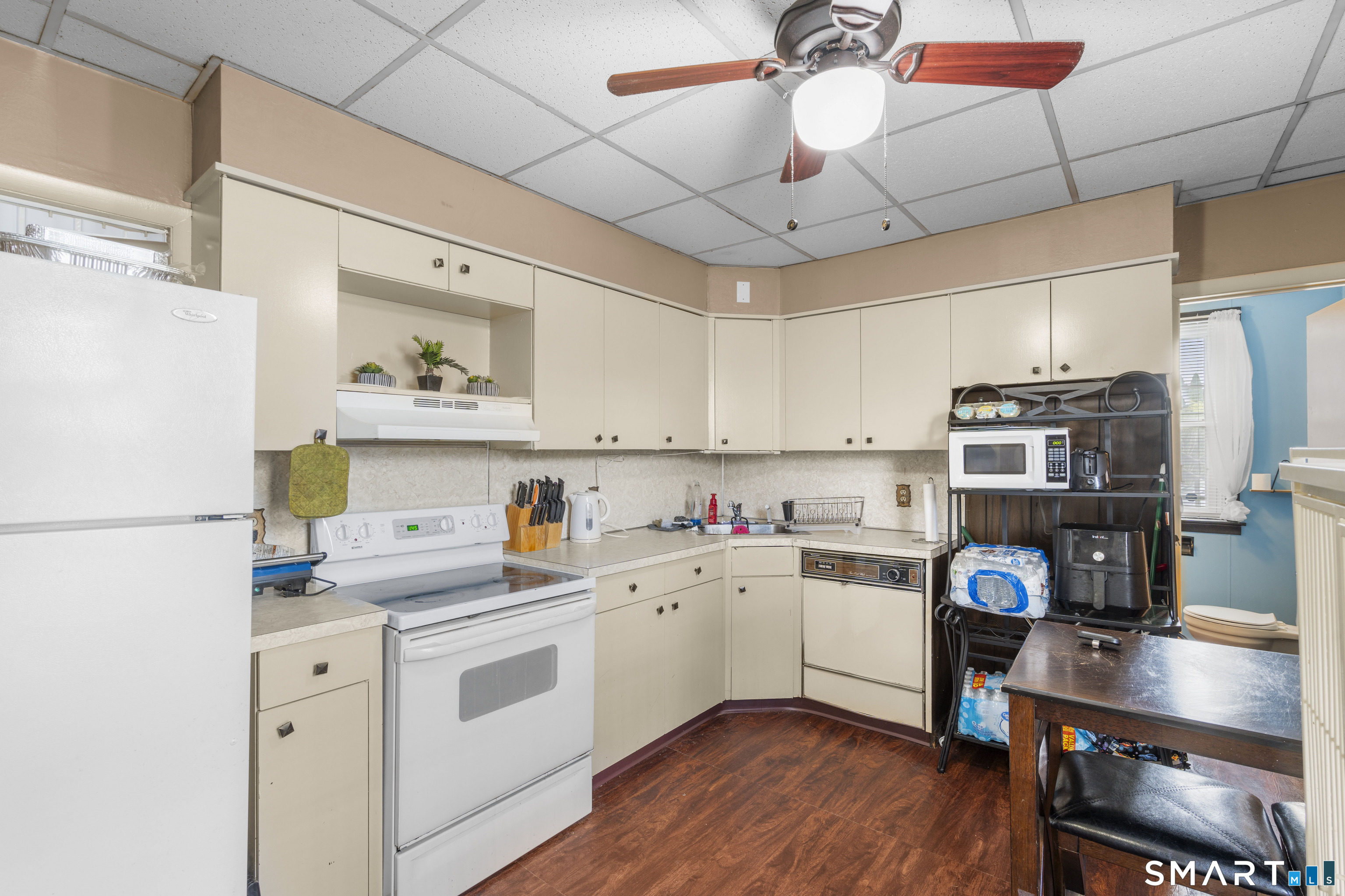72 New Haven Avenue Waterbury, CT 06708 - Photo 9 of 21