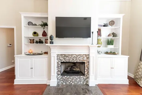 $570,000 | 20 English Turn Court, New Orleans, LA 70131