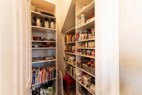 $570,000 | 20 English Turn Court, New Orleans, LA 70131