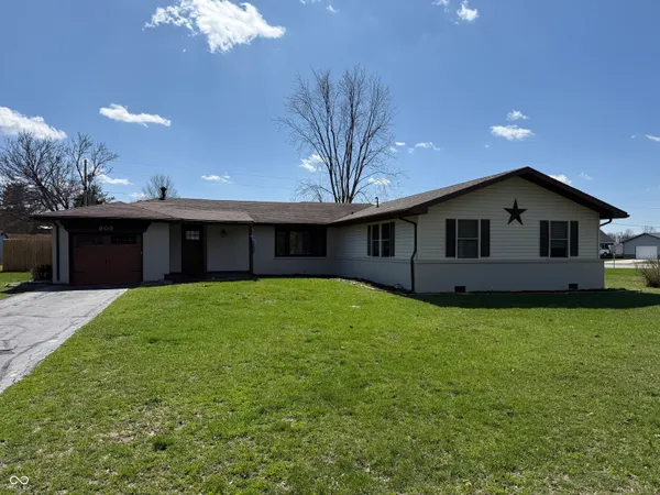 $289,900 | 905 White Drive, New Castle, IN 47362