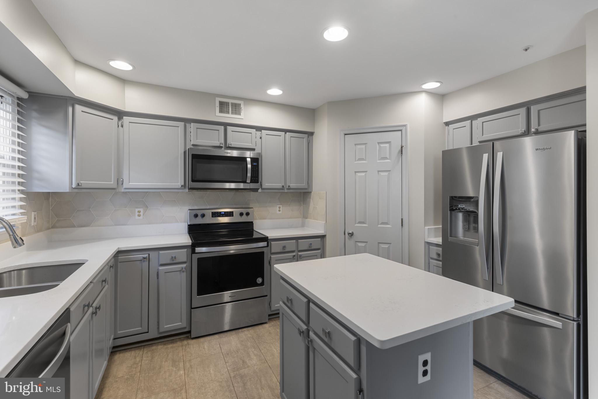 2243 Conquest Way, Unit 61 Odenton, MD 21113 - Photo 6 of 28 Gallery Image 6