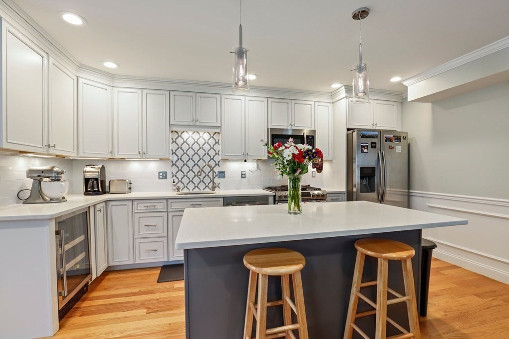 136 Clark Street, Unit 2 Waltham, MA 02453 - Photo 13 of 39