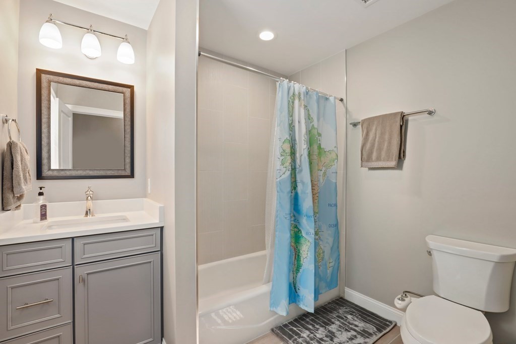 136 Clark Street, Unit 2 Waltham, MA 02453 - Photo 20 of 39