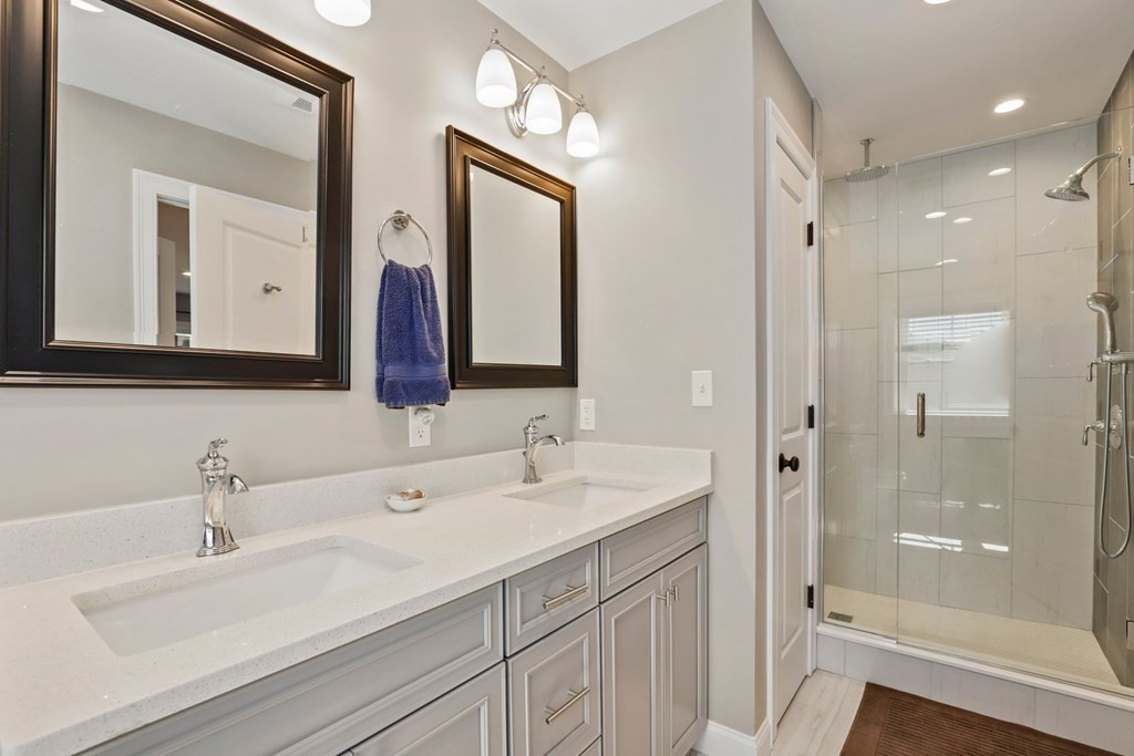 136 Clark Street, Unit 2 Waltham, MA 02453 - Photo 26 of 39