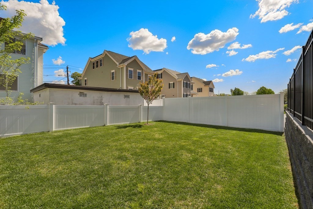 136 Clark Street, Unit 2 Waltham, MA 02453 - Photo 33 of 39