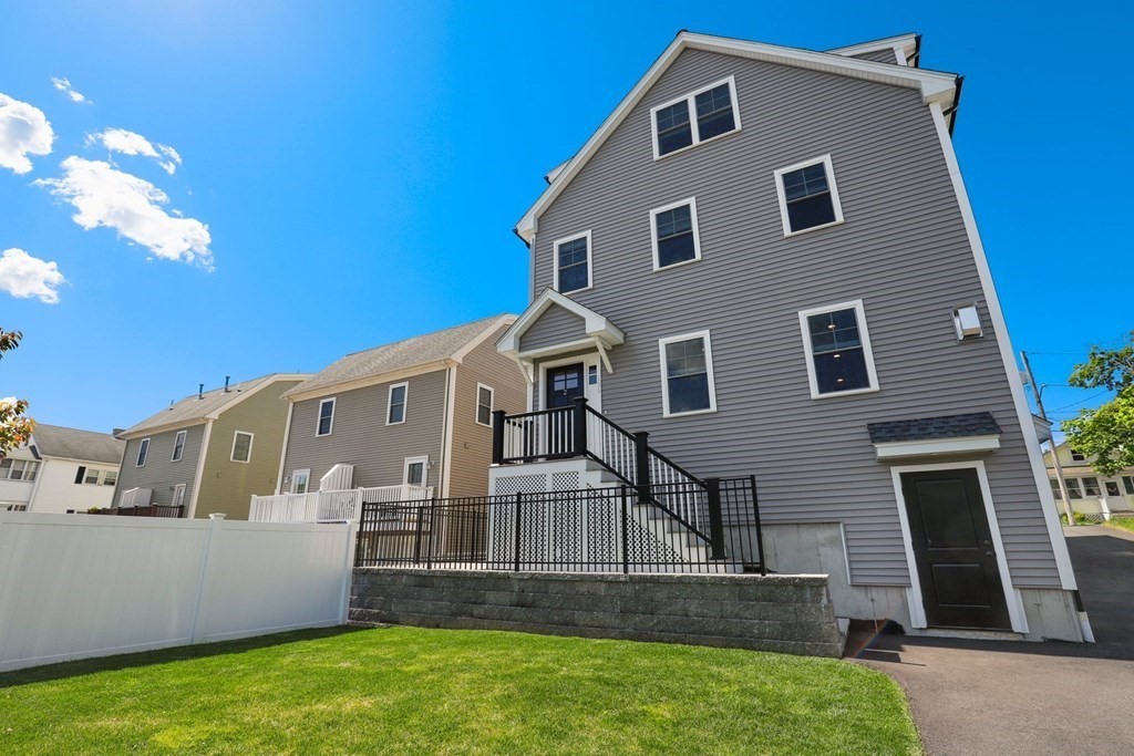 136 Clark Street, Unit 2 Waltham, MA 02453 - Photo 35 of 39