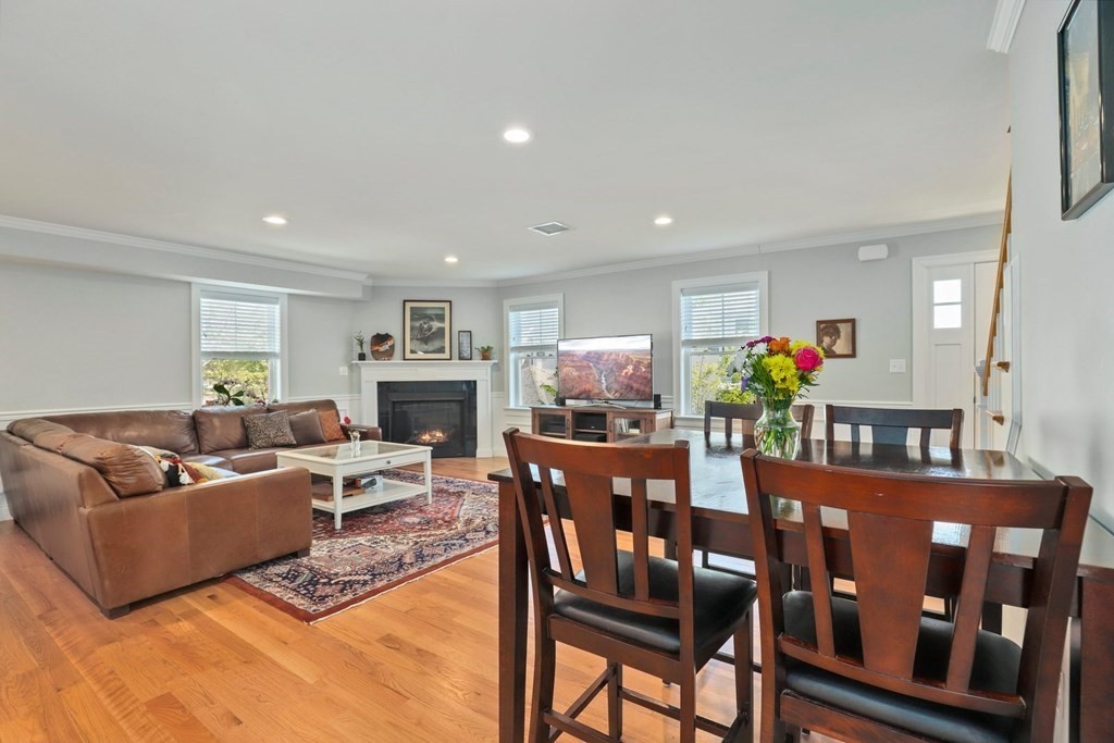 136 Clark Street, Unit 2 Waltham, MA 02453 - Photo 7 of 39