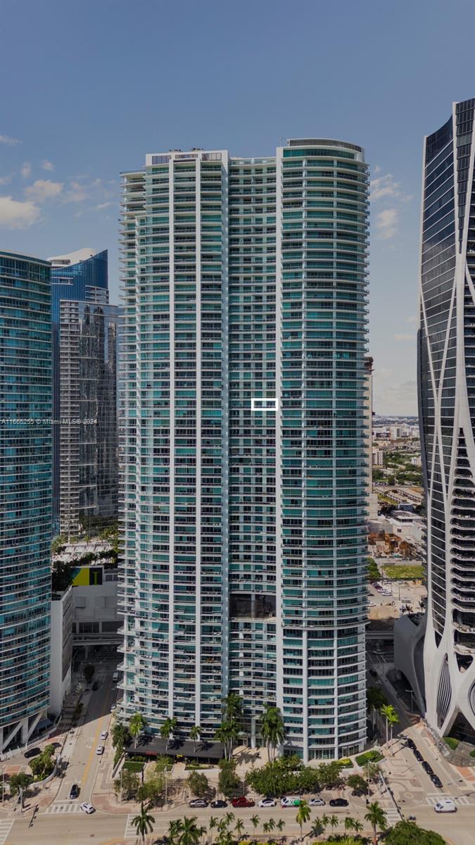 900 Biscayne Boulevard, Unit 3609 Miami, FL 33132 - Photo 28 of 36 a view of a building