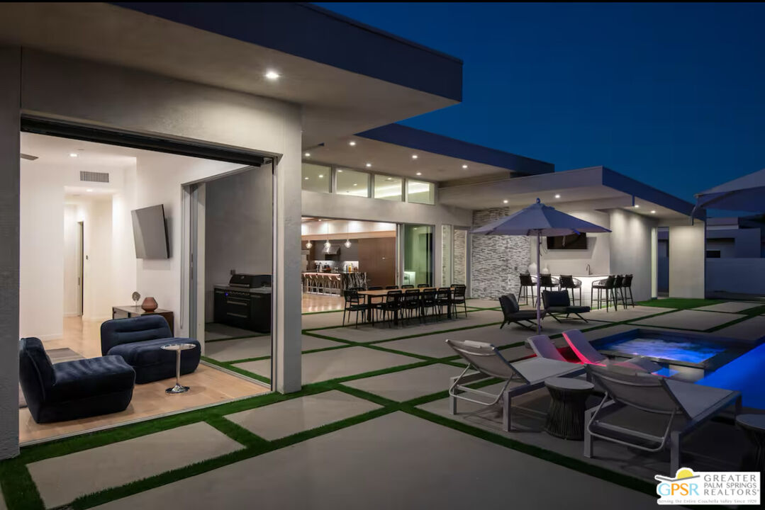 89022 Elemento Lane Indio, CA 92201 - Photo 28 of 31 a room with lots of chairs and mirrors