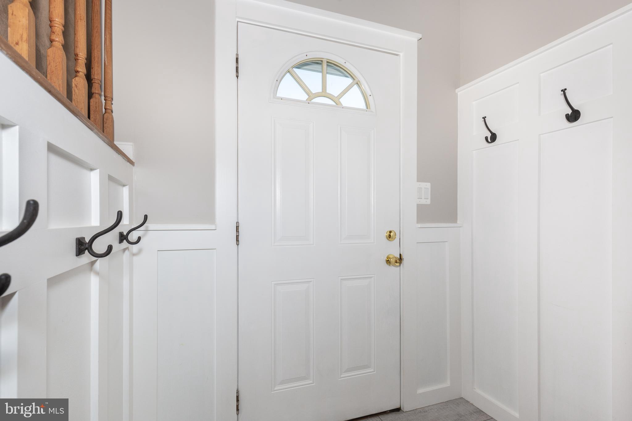 213 Roth Avenue Taneytown, MD 21787 - Photo 2 of 45