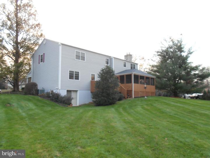 2901 Clyston Road Norristown, PA 19403 - Photo 18 of 18 Back Yard