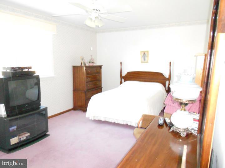 2901 Clyston Road Norristown, PA 19403 - Photo 10 of 18 Bedroom - Main