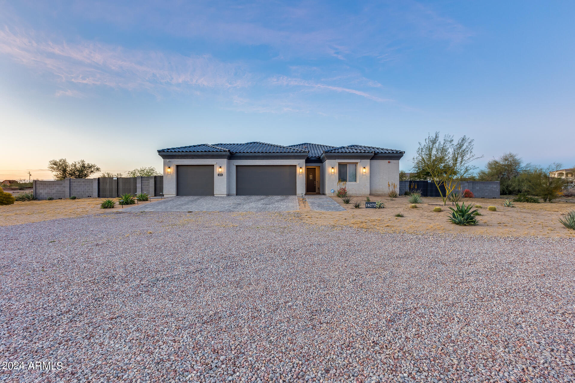 16272 West Peak View Road Surprise, AZ 85387 - Photo 24 of 110 Gallery Image 24