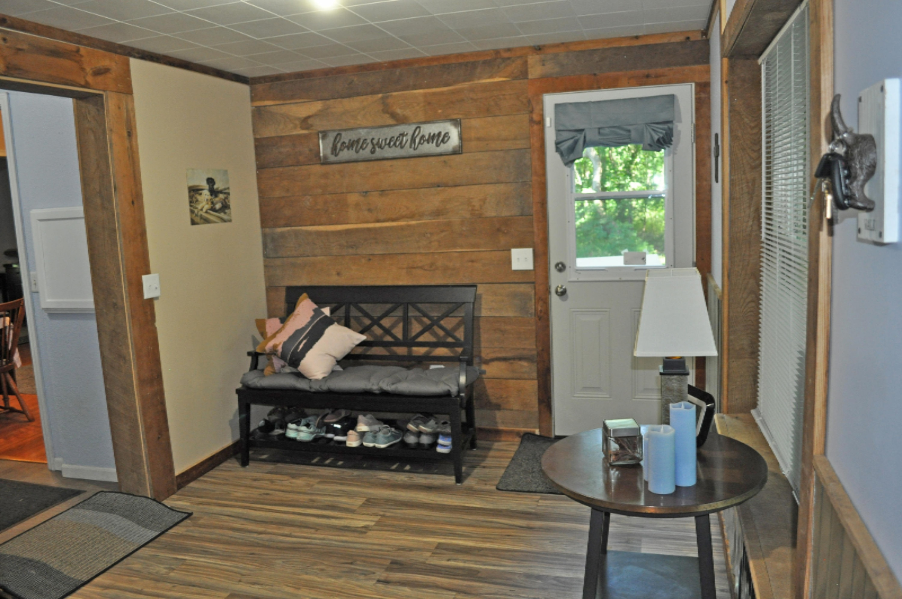 2243 Taft Road Allegan, MI 49010 - Photo 4 of 13 4 season Mud room 2