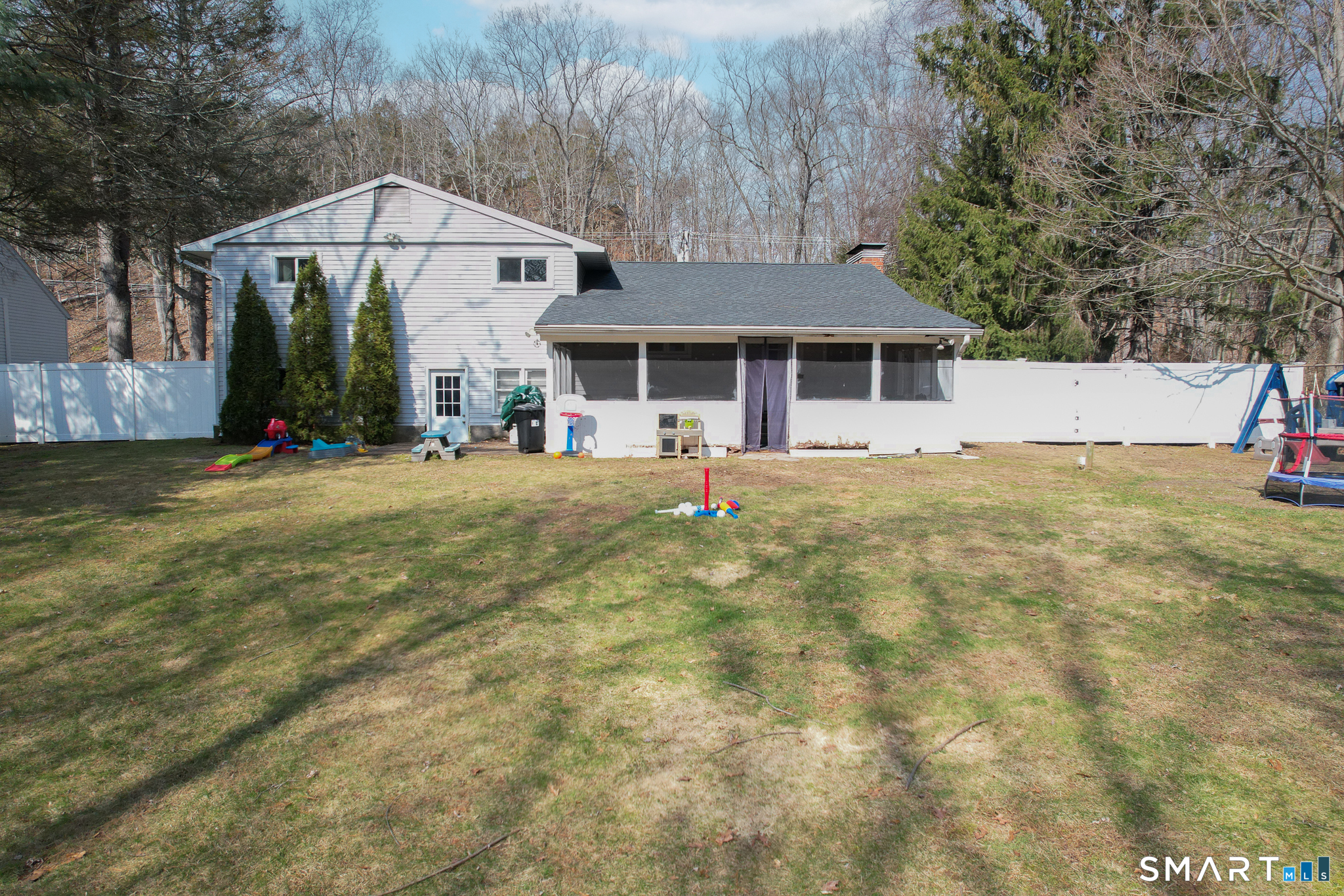 38 Mountain Road Cheshire, CT 06410 - Photo 27 of 35