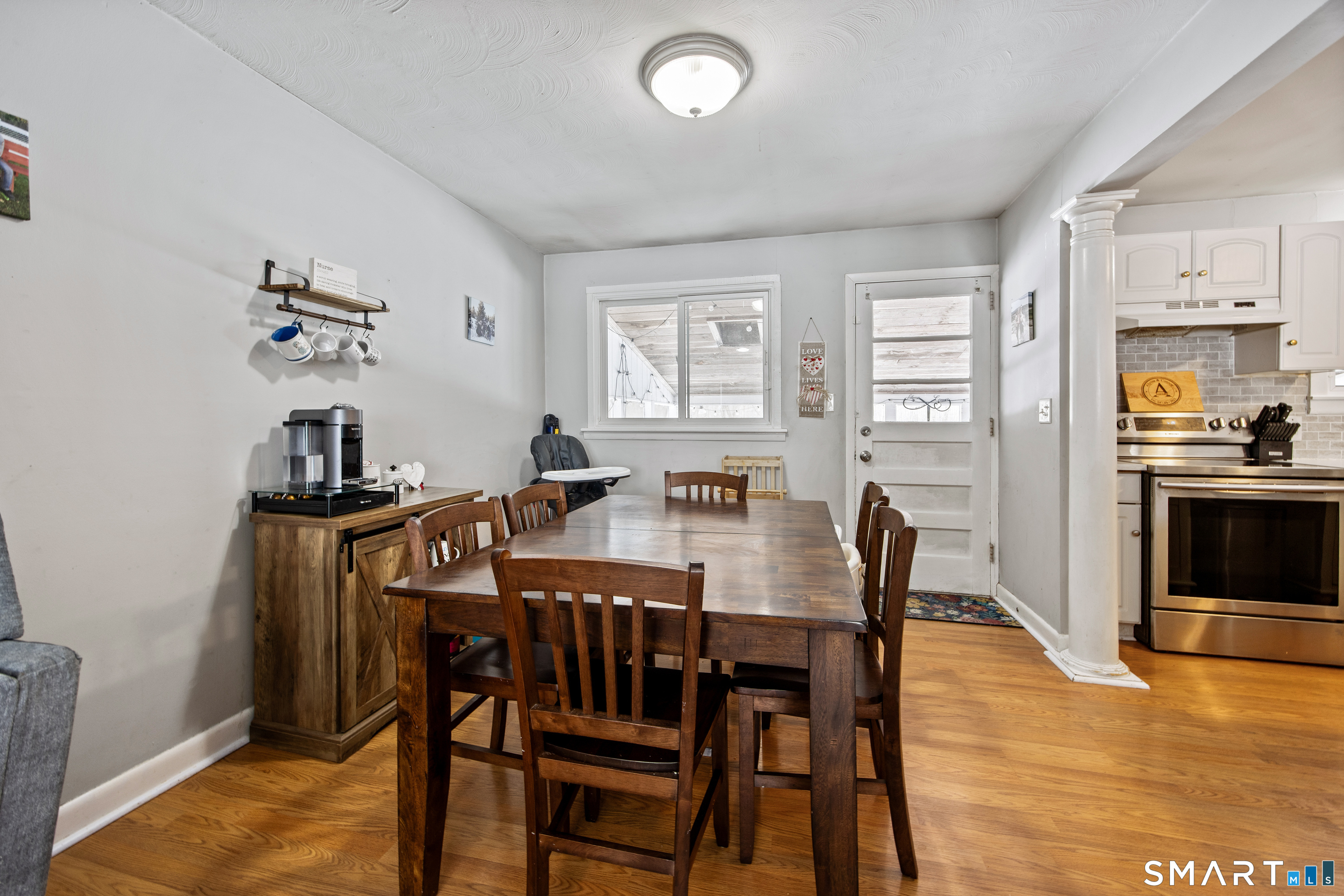 38 Mountain Road Cheshire, CT 06410 - Photo 6 of 35