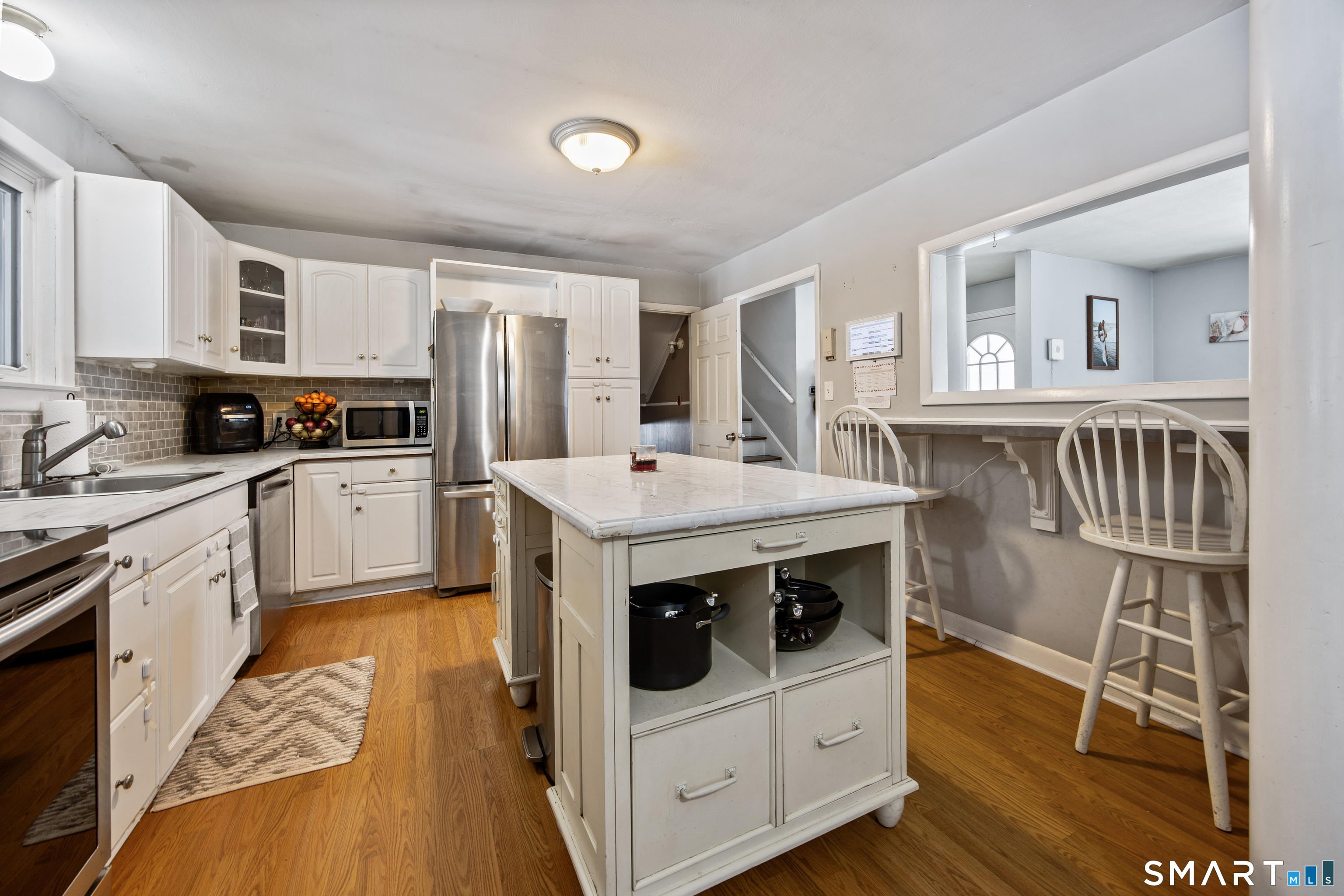 38 Mountain Road Cheshire, CT 06410 - Photo 9 of 35