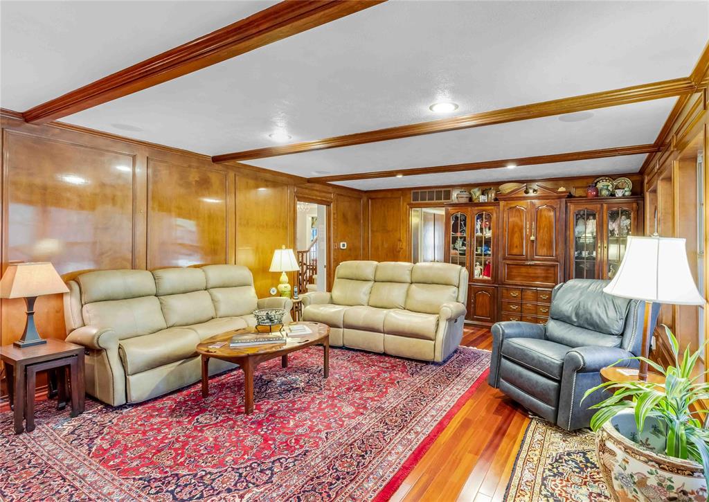 216 McMillen Road Lucas, TX 75002 - Photo 15 of 36 a living room with furniture and a rug