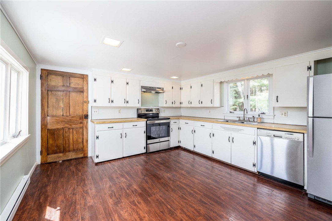 1253 Fairport Road Perinton, NY 14450 - Photo 9 of 45