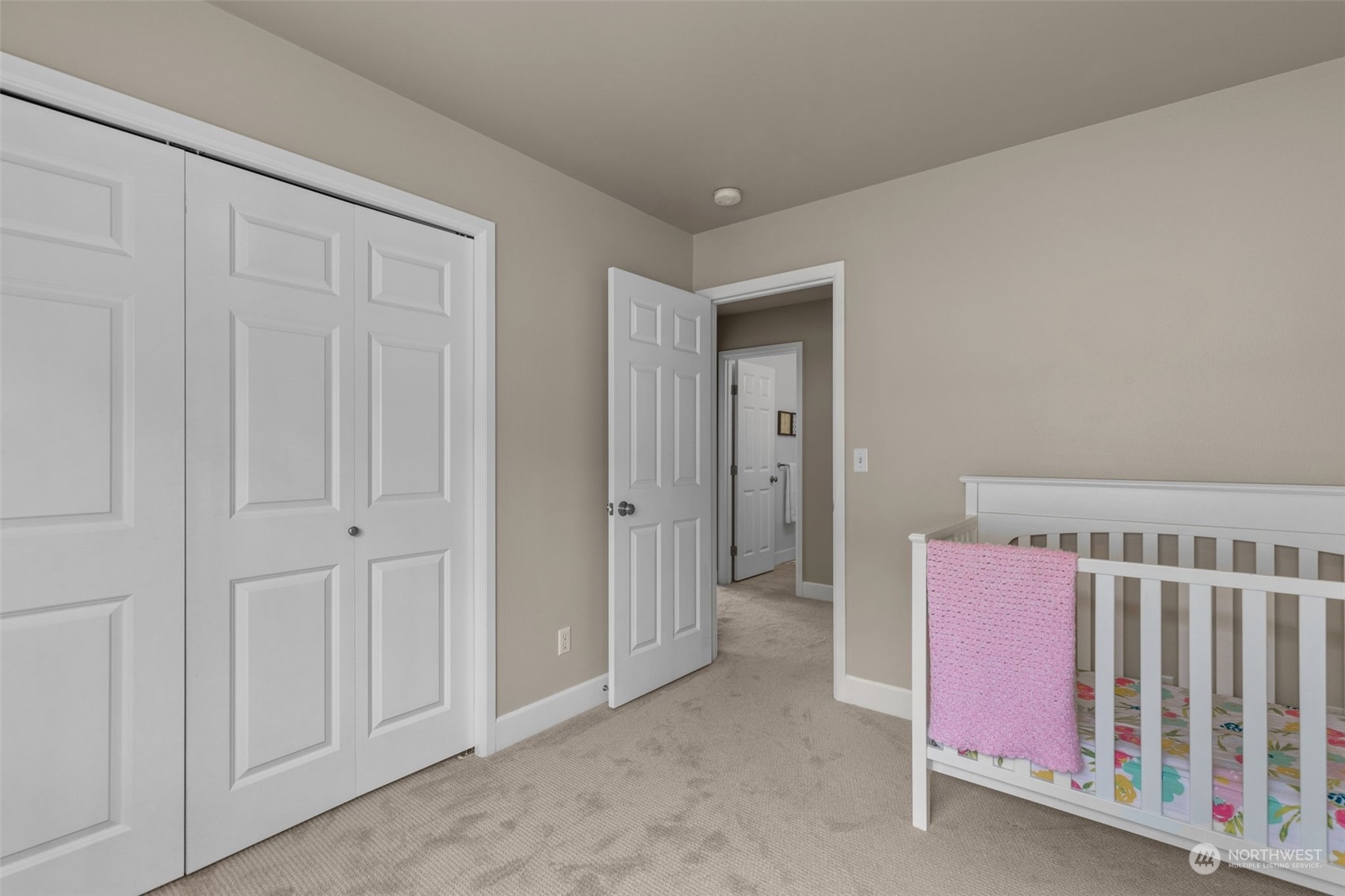 20828 37th Avenue Southeast Bothell, WA 98021 - Photo 30 of 38 a view of a livingroom with entryway