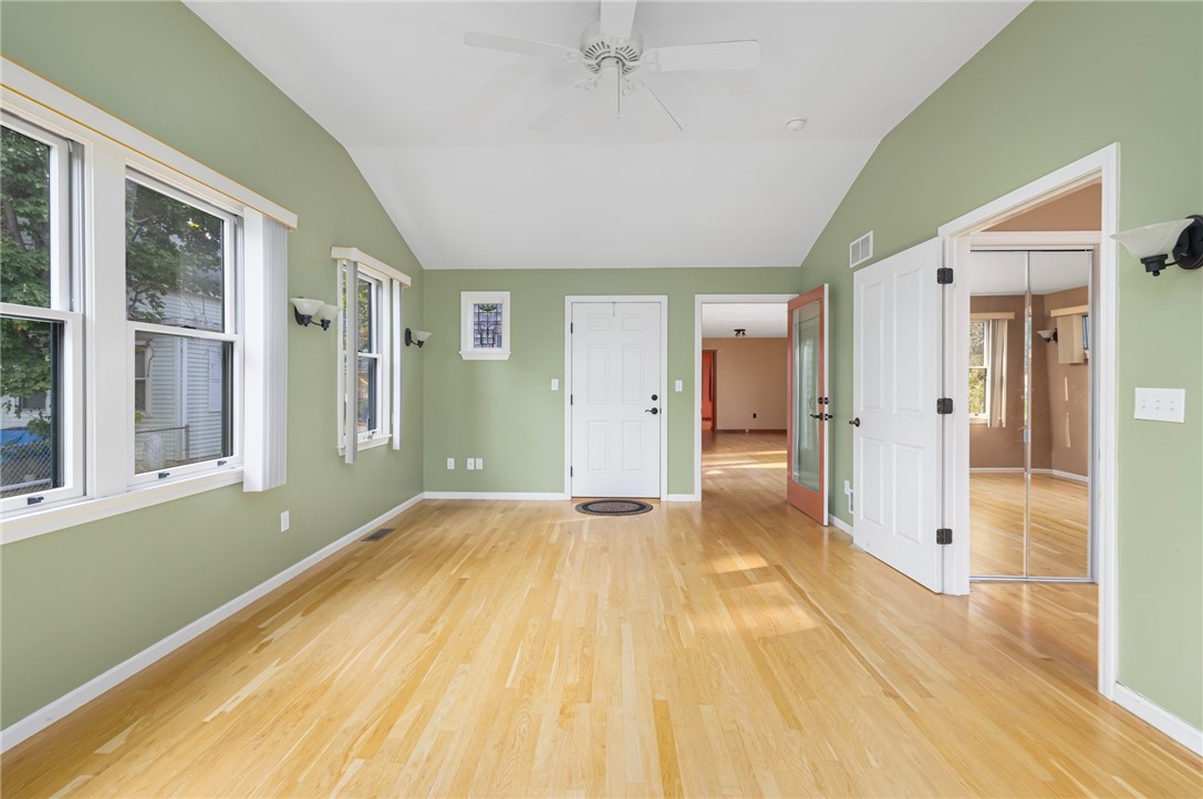 52 South Fair Street Warwick, RI 02888 - Photo 17 of 45