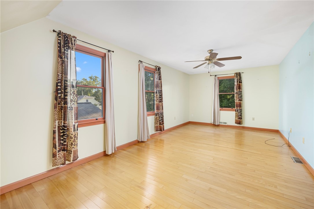 52 South Fair Street Warwick, RI 02888 - Photo 28 of 45