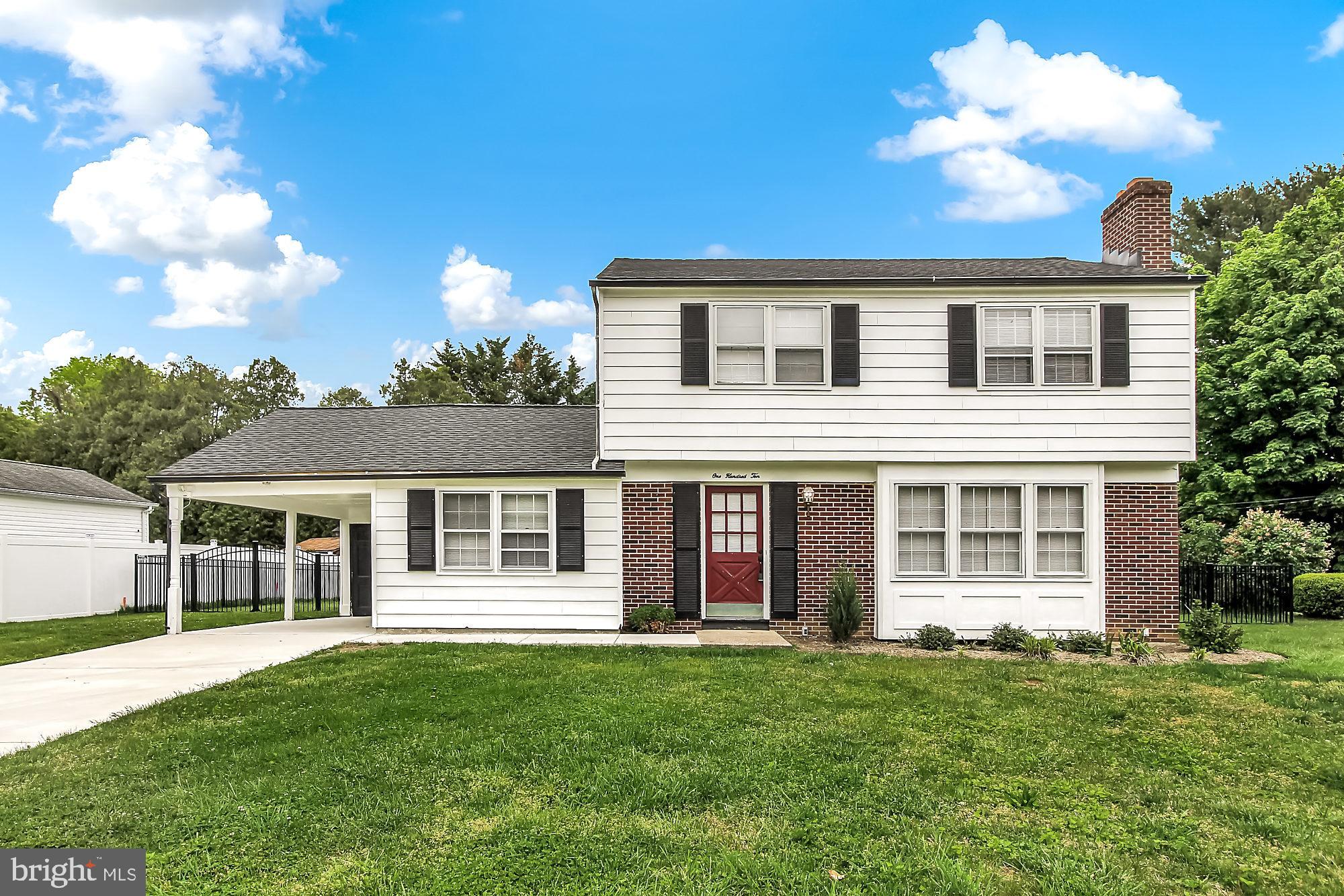 Welcome to this gorgeous home in Colonial Acres!