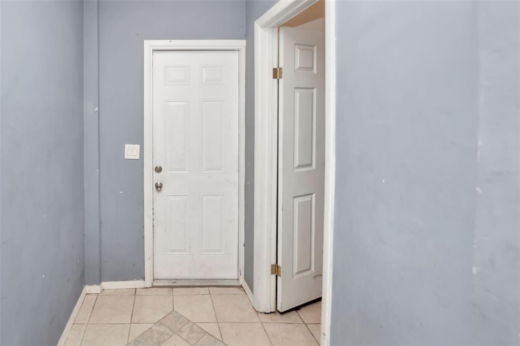 1009 Mercer Loop Plant City, FL 33567 - Photo 23 of 34