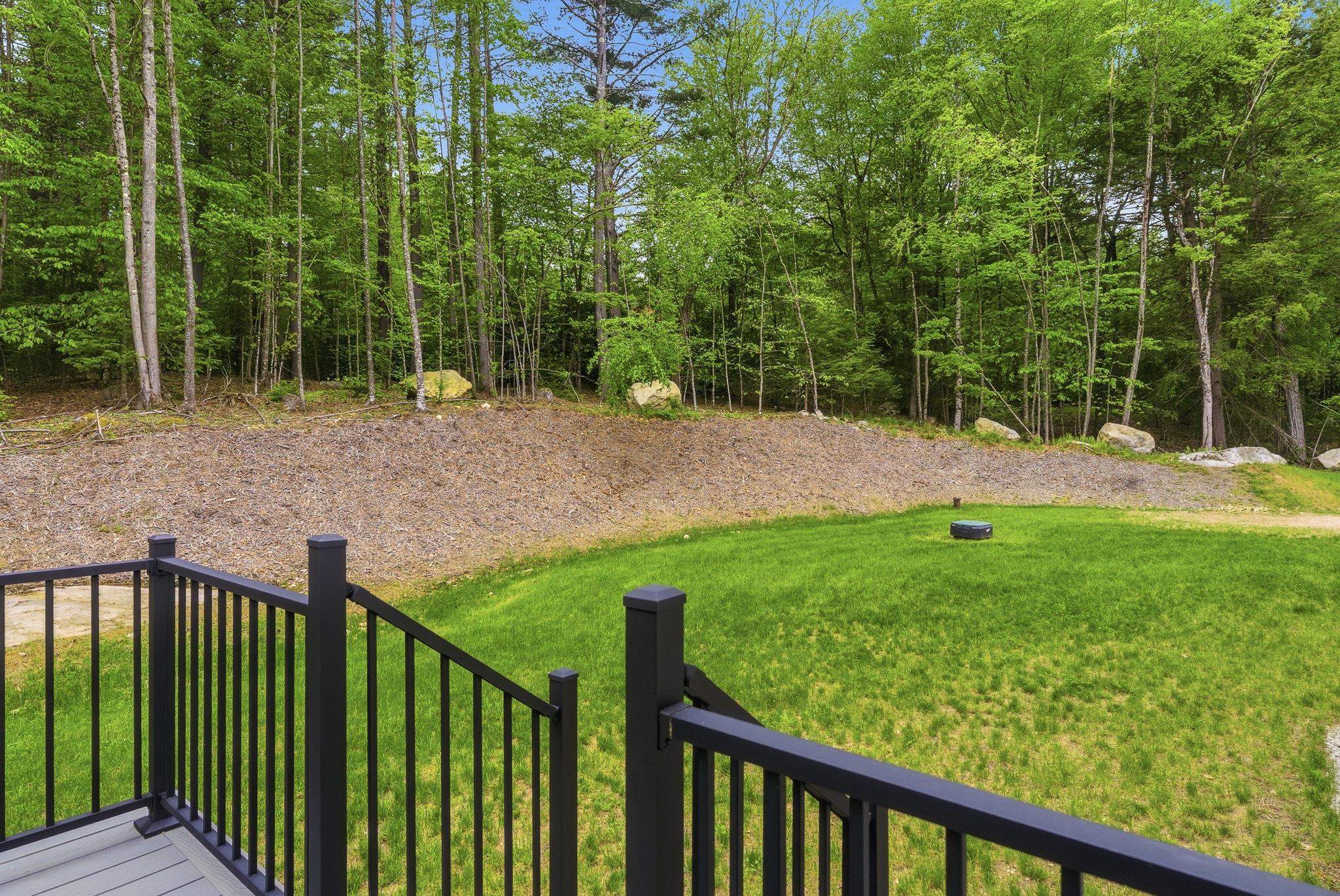 8 Arrowwood Road New Boston, NH 03070 - Photo 10 of 40