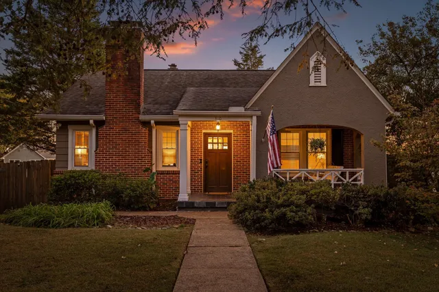 $375,000 | 310 Pine Ridge Road, Chattanooga, TN 37405