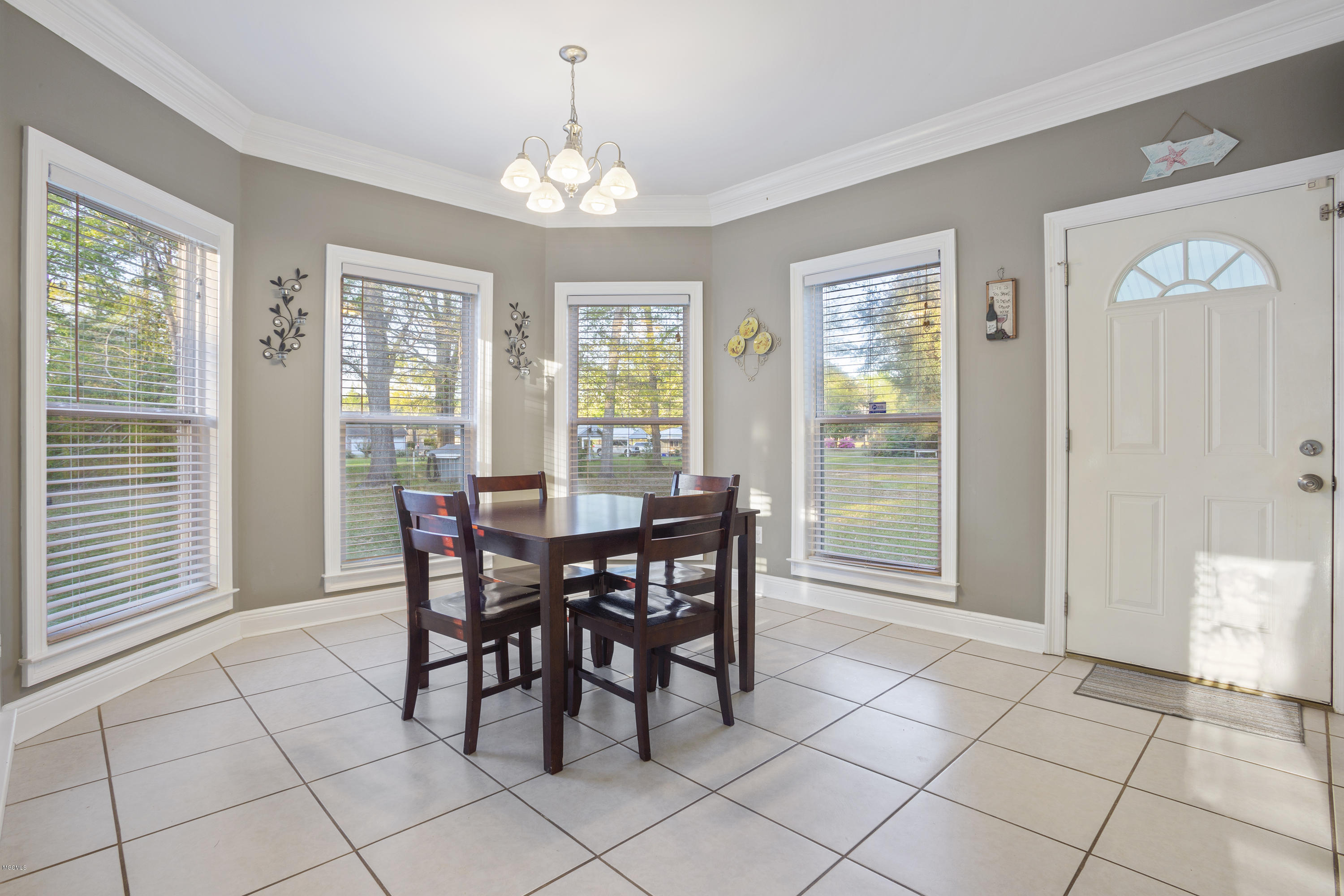 12260 Sheffield Road Gulfport, MS 39503 - Photo 11 of 23 011