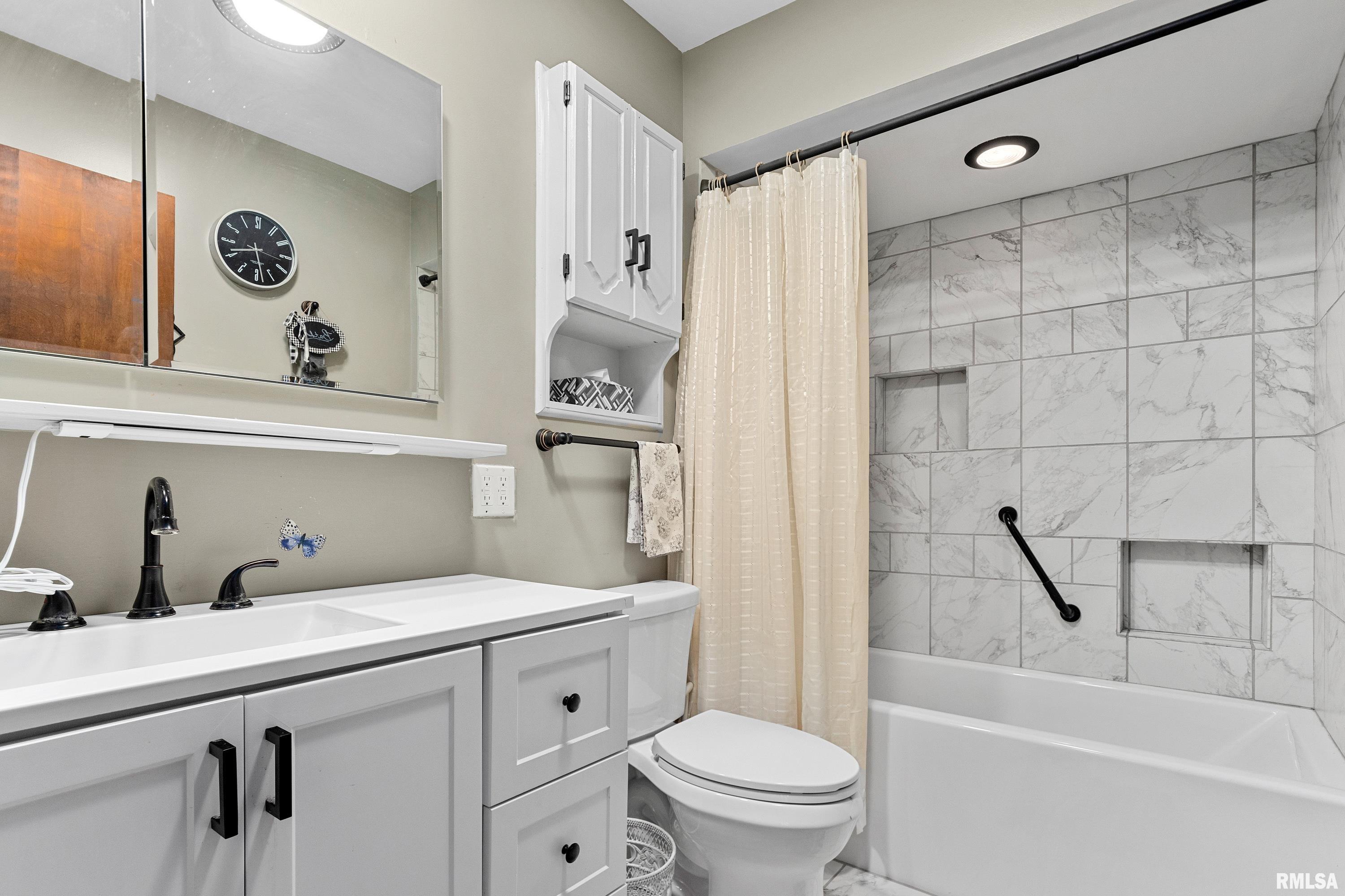 29353 North Bitner Road Glasford, IL 61533 - Photo 8 of 55 Gallery Image 8