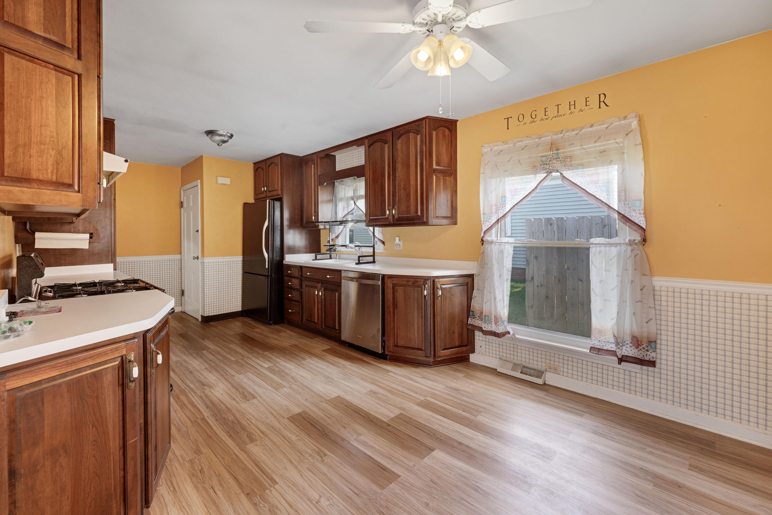601 Isabelle Avenue Racine, WI 53402 - Photo 14 of 30 DSC04856