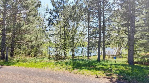 $139,500 | 80075 Lake Of Vermilion Road, Tower, MN 55790
