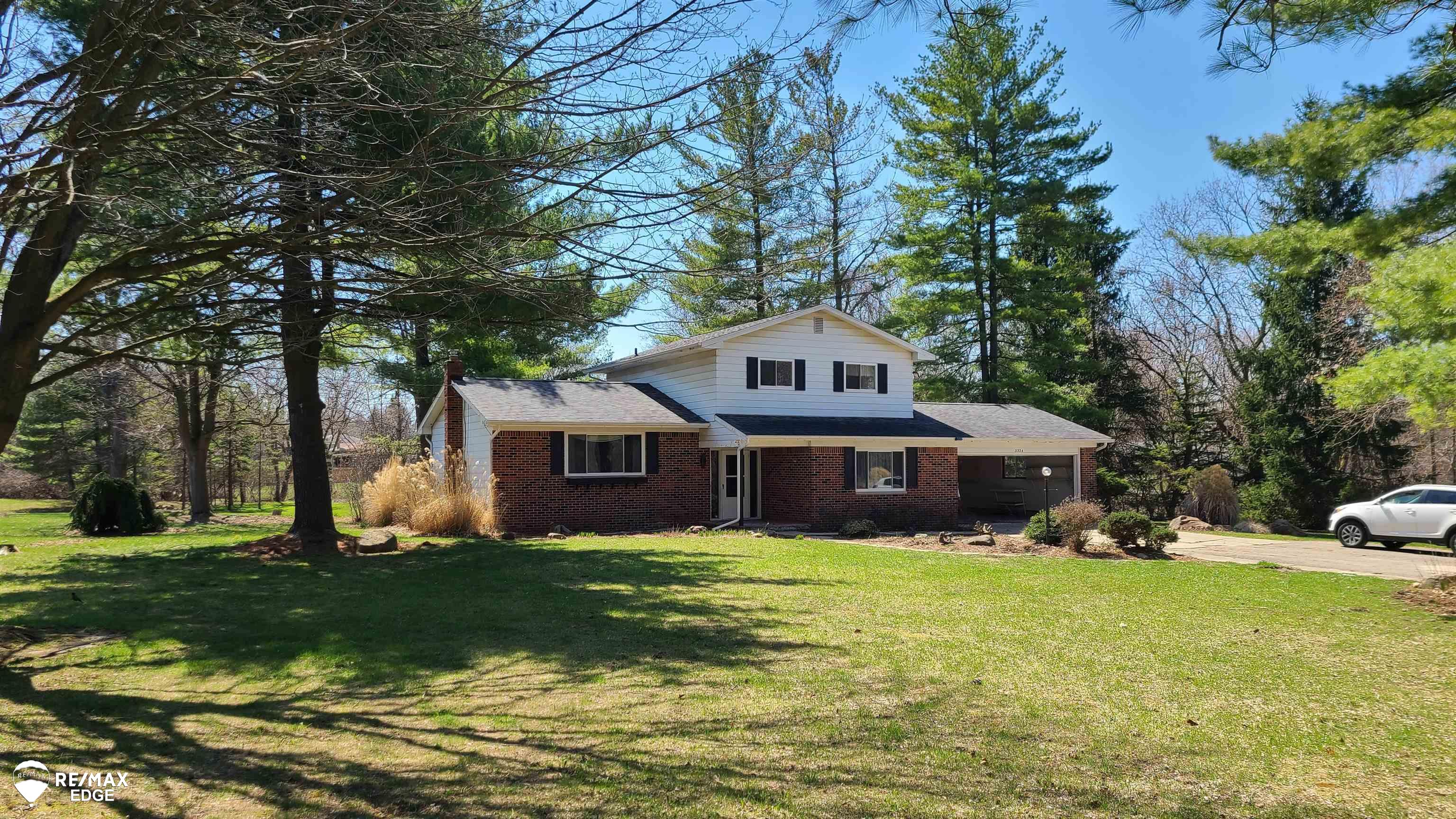 3324 Shannon Road Burton, MI 48529 - Photo 2 of 66