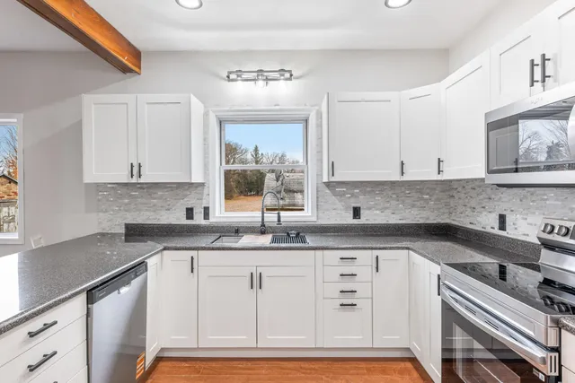 $409,000 | N4261 County Road North, Markesan, WI 53946