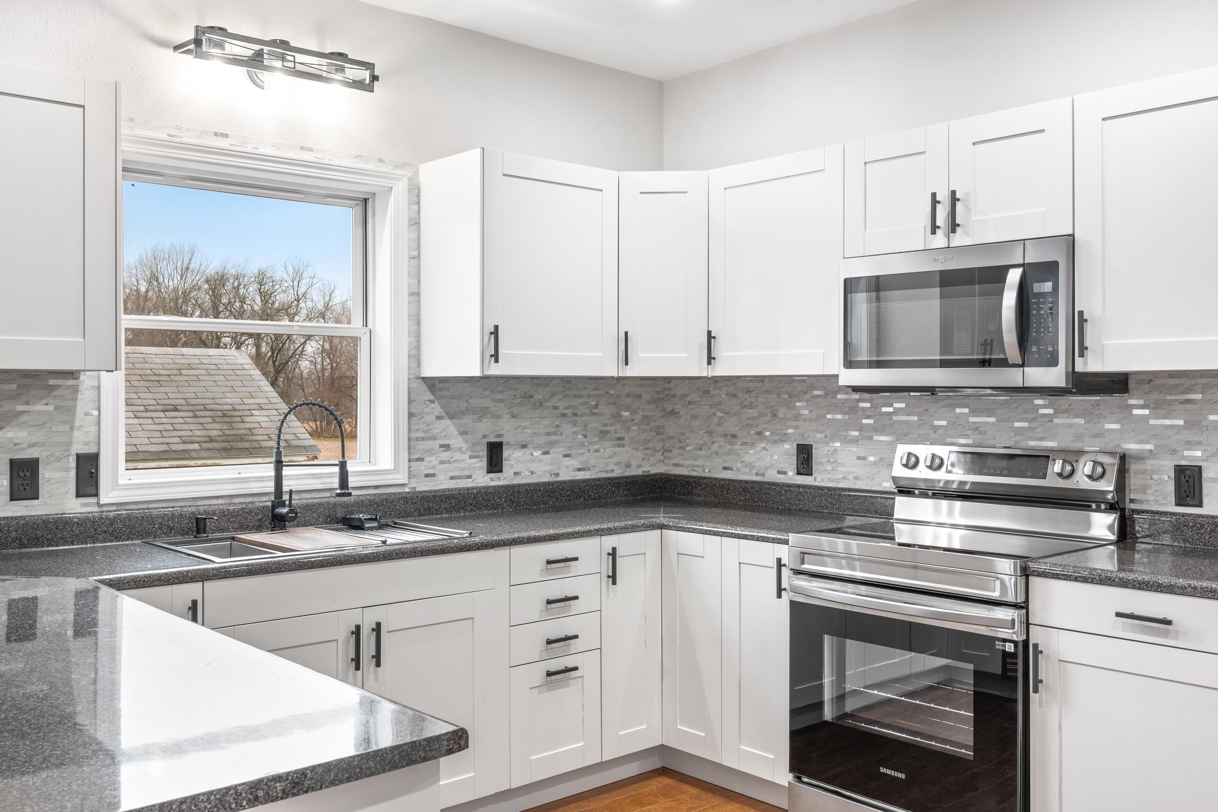 N4261 County Road North Markesan, WI 53946 - Photo 24 of 66