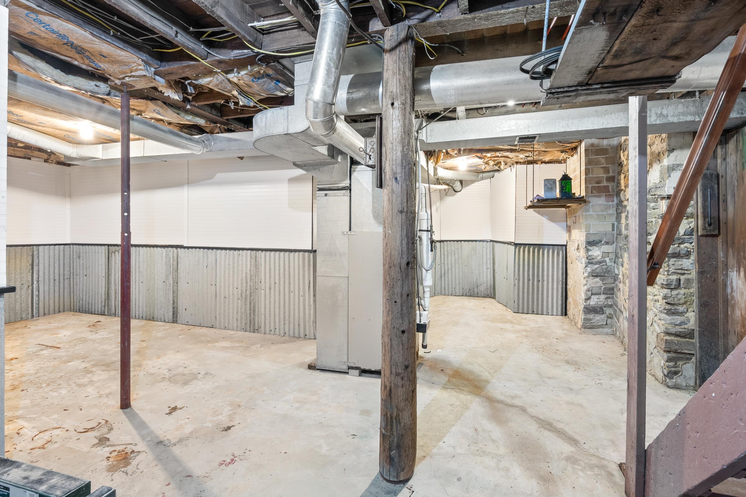 N4261 County Road North Markesan, WI 53946 - Photo 41 of 66