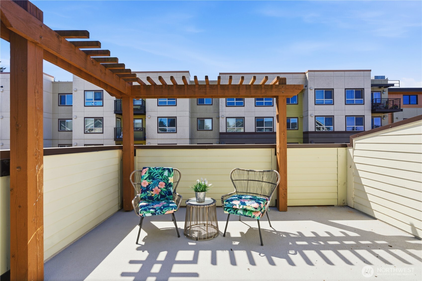 15865 Northeast 14th Road Bellevue, WA 98008 - Photo 25 of 26