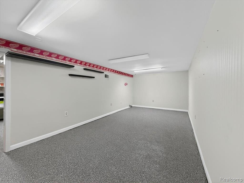2086 Miles Road Lapeer, MI 48446 - Photo 34 of 69 Gallery Image 34