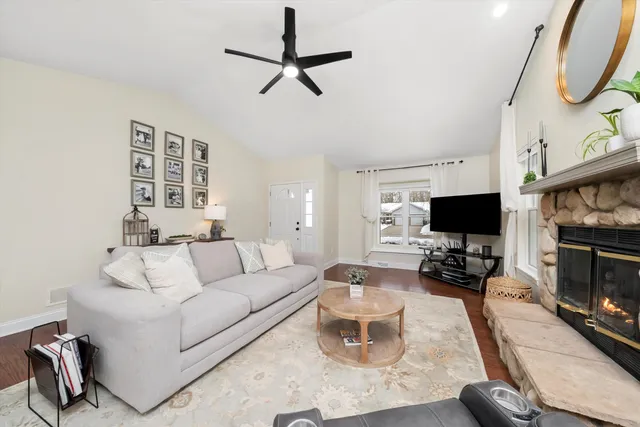 $419,900 | 750 4th Court, Salem Lakes, WI 53170