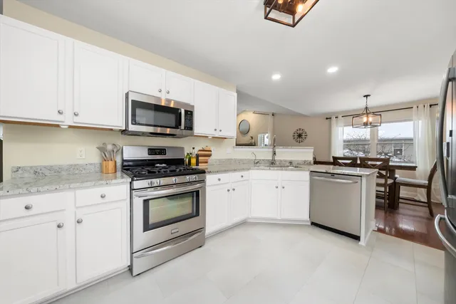 $419,900 | 750 4th Court, Salem Lakes, WI 53170