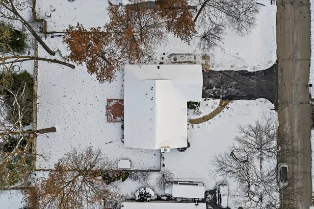 $419,900 | 750 4th Court, Salem Lakes, WI 53170