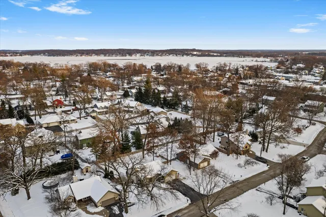 $419,900 | 750 4th Court, Salem Lakes, WI 53170